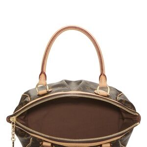 Louis Vuitton Tivoli GM Shoulder Bag